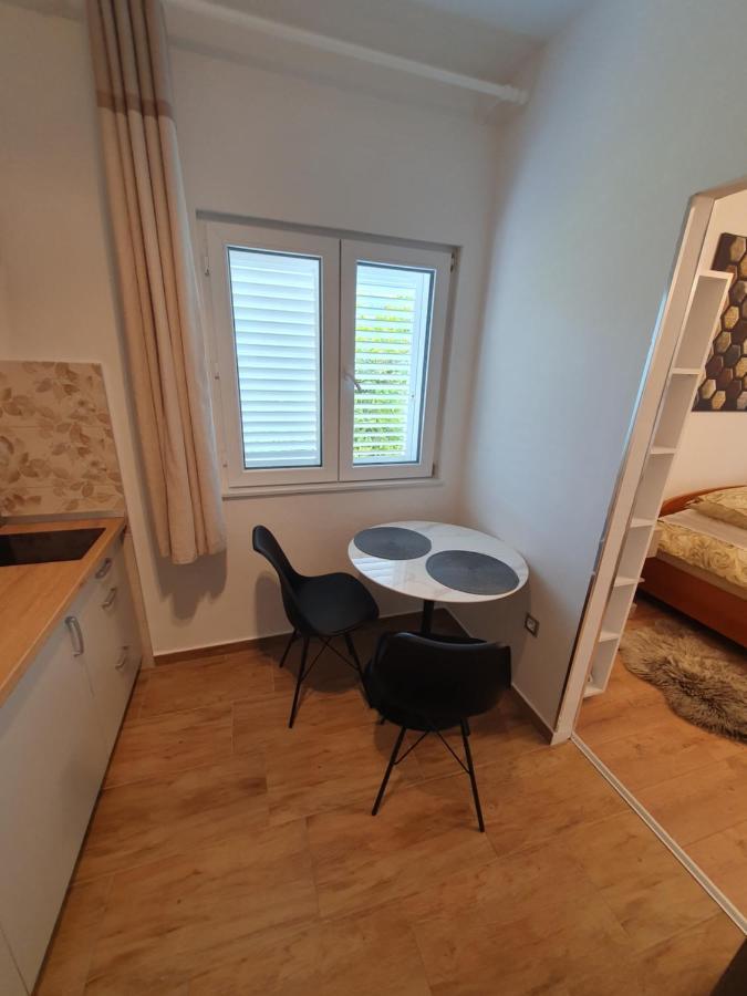 Zita - Heart Of Rovinj, Apartment For 2, Free Parking, 2Min Center, 5Min Beach Walk エクステリア 写真