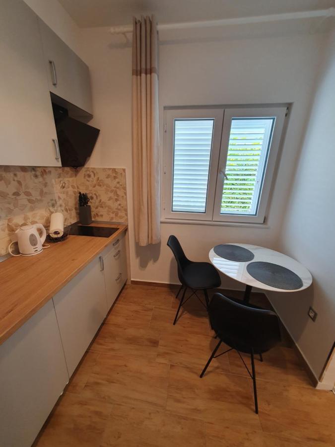 Zita - Heart Of Rovinj, Apartment For 2, Free Parking, 2Min Center, 5Min Beach Walk エクステリア 写真